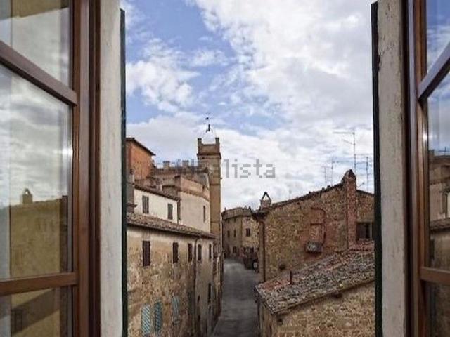 Rustico in vendita a Foiano Della Chiana, Toscana