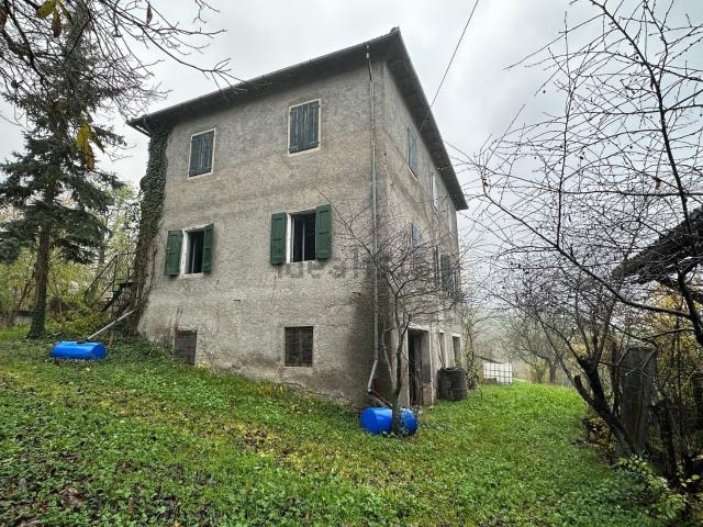 Rustico in vendita a Unione dei comuni del Frignano, Sestola