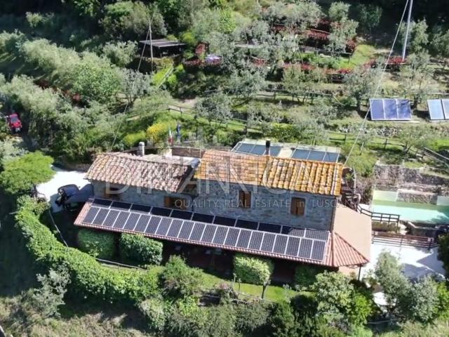Rustico in vendita a Borgano, Lamporecchio