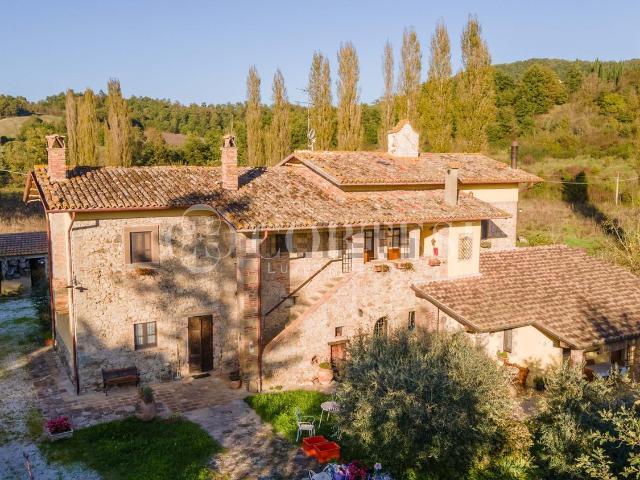 Rustico in vendita a San Leo Bastia, Umbria