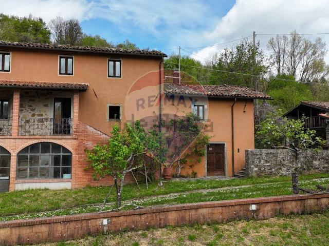 Rustico in vendita a Unione Comuni Garfagnana, Camporgiano