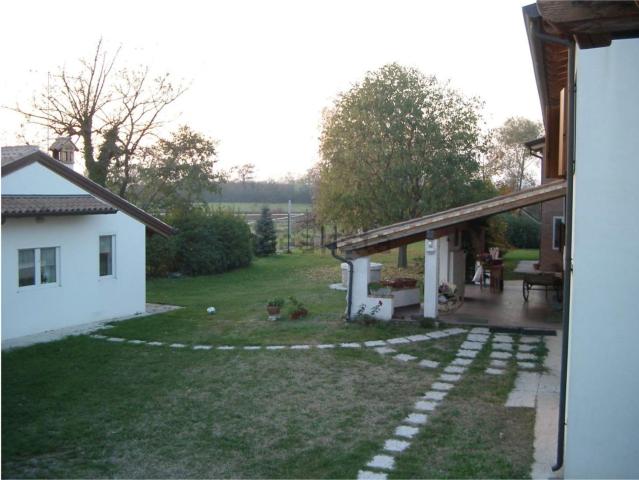 Rustico in vendita a Spresiano, Veneto
