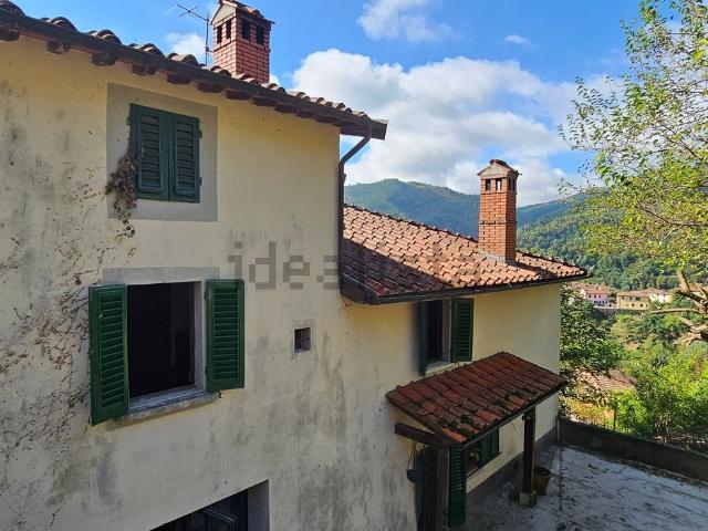 Rustico in vendita a Cantagallo, Toscana