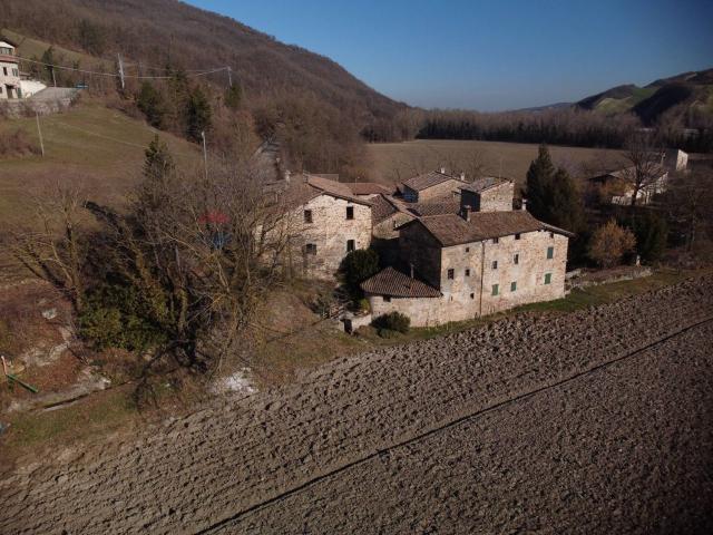 Rustico in vendita a Chiastrone, Langhirano
