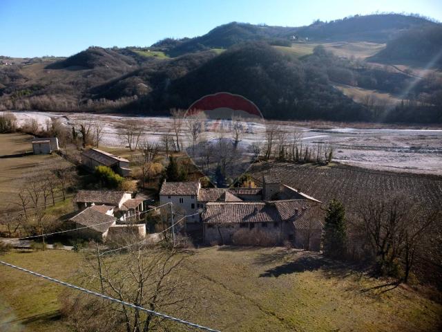 Rustico in vendita a Chiastrone, Langhirano