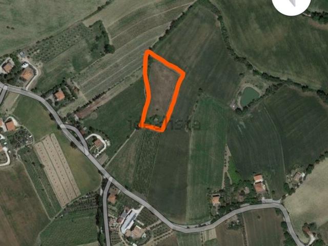Rustico in vendita a Ville, Marche