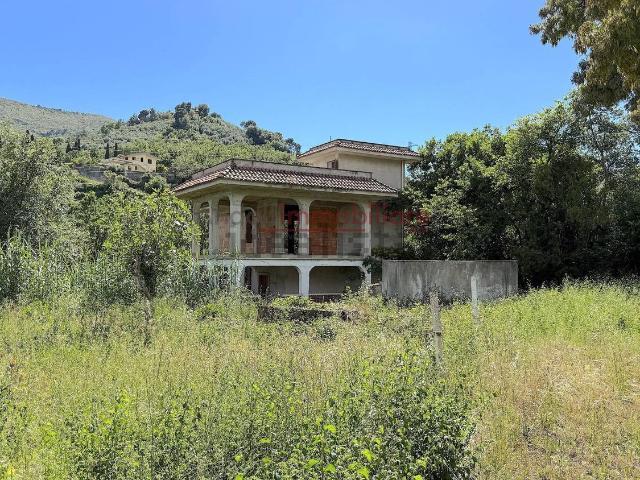 Rustico in vendita a Itri, Lazio