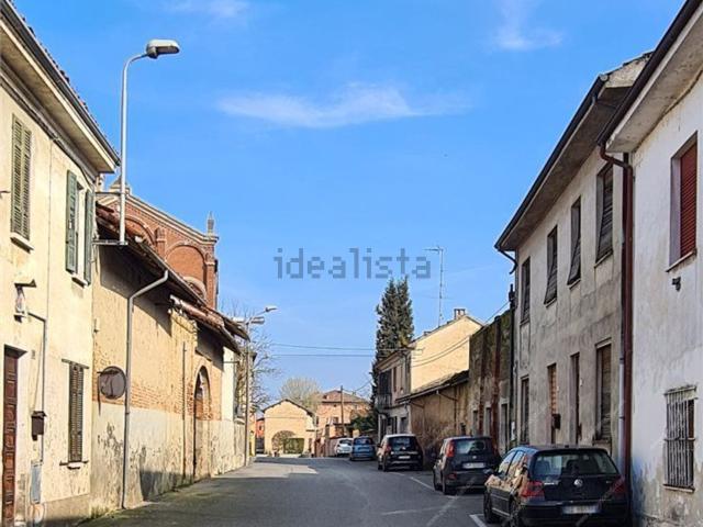 Rustico in vendita a Gambarana, Lombardia