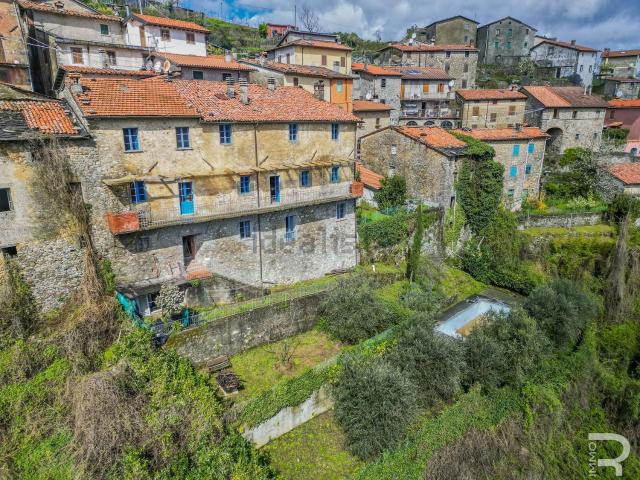 Rustico in vendita a Unione Comuni Garfagnana, Gallicano