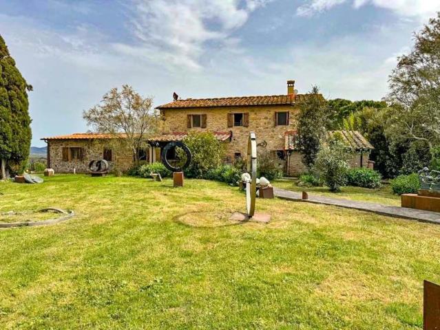 Rustico in vendita a Guardistallo, Toscana