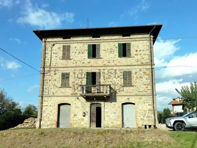 Rustico in vendita a Montecastelli, Umbertide