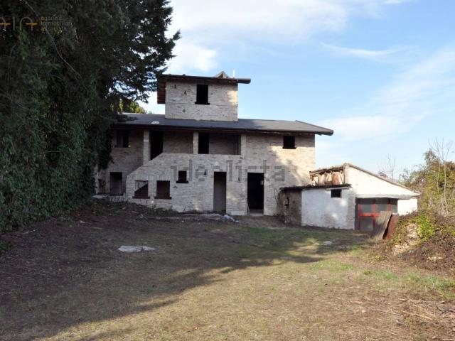 Rustico in vendita a Marche, Ascoli Piceno