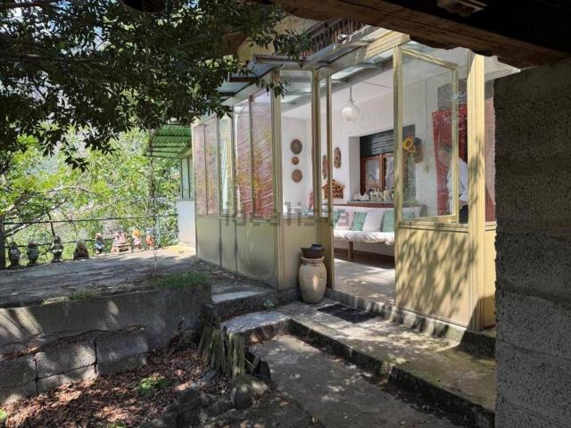 Rustico in vendita a Bovaye, Pontey