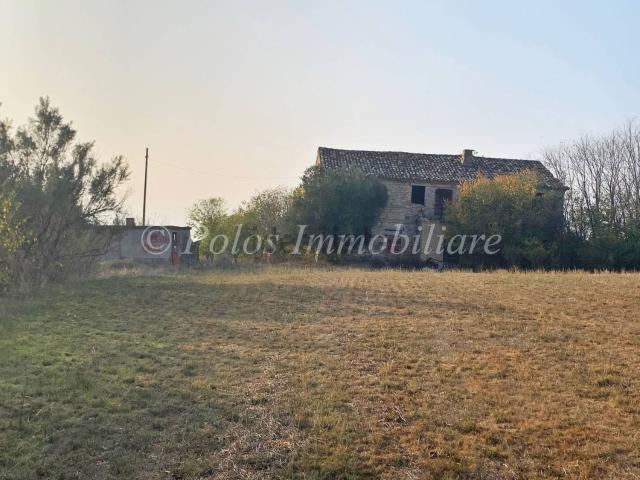 Rustico in vendita a Marche, Fermo