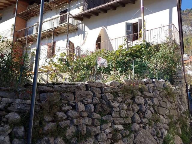 Rustico in vendita a Comunità della Vallagarina, Isera