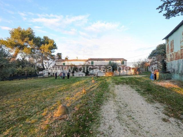 Rustico in vendita a Marche, Pesaro E Urbino
