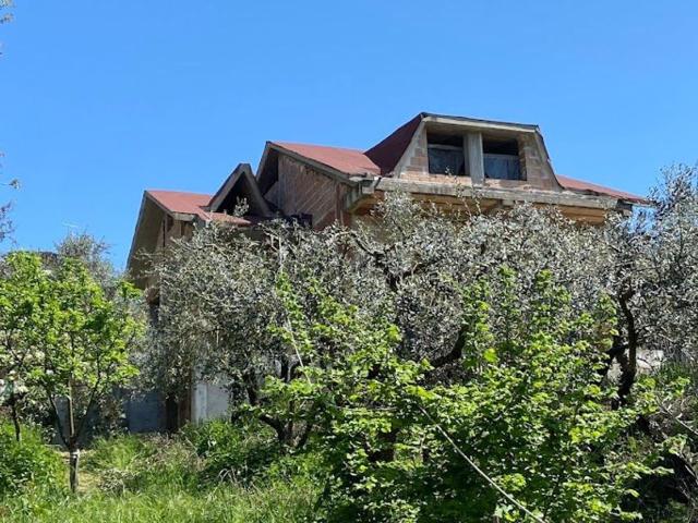 Rustico in vendita a Frosinone