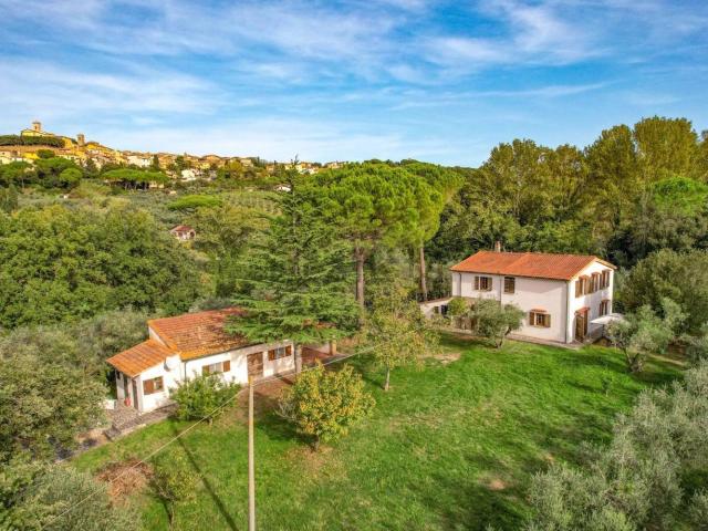 Rustico in vendita a Montescudaio, Toscana