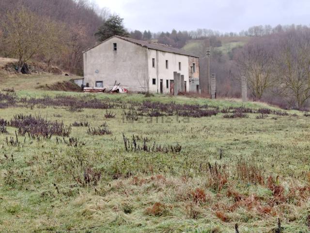 Rustico in vendita a Ferrazzano, Molise
