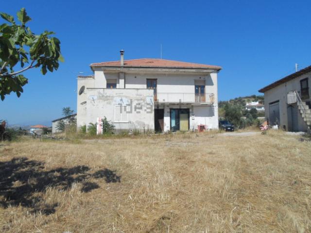 Rustico in vendita a Tortoreto, Teramo