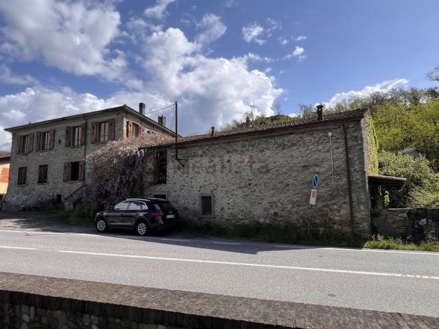 Rustico in vendita a Filattiera, Massa-Carrara