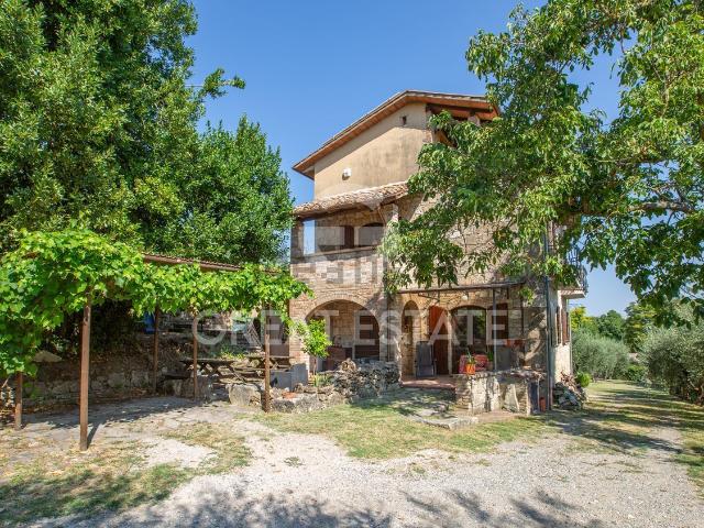 Rustico in vendita a Sarteano, Toscana
