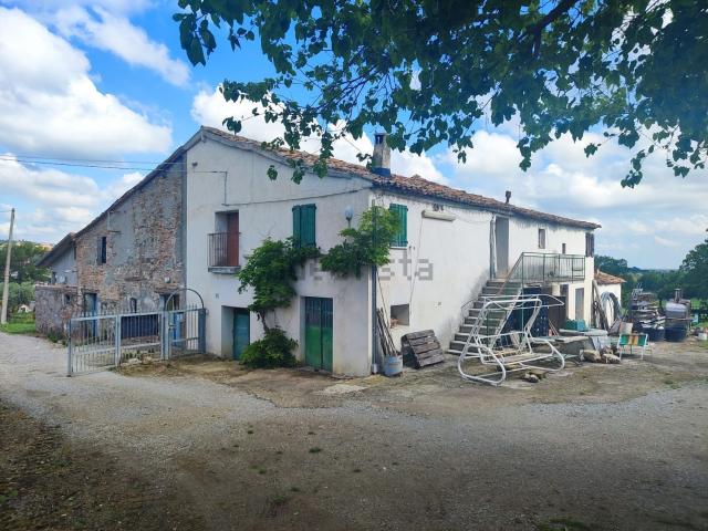 Rustico in vendita a Unione di comuni Valmarecchia, Santo Marino
