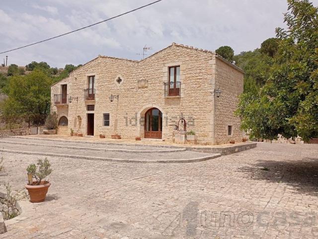 Rustico in vendita a Modica Alta, Marina Di Modica