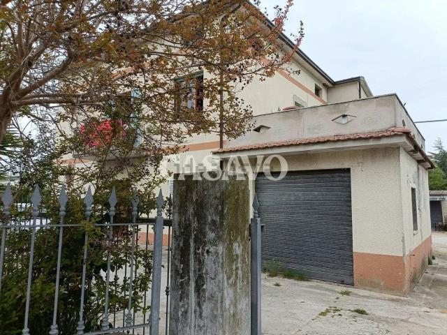 Rustico in vendita a Girola, Fermo