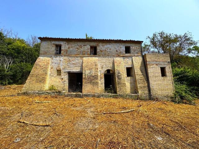 Rustico in vendita a Marche, Fermo