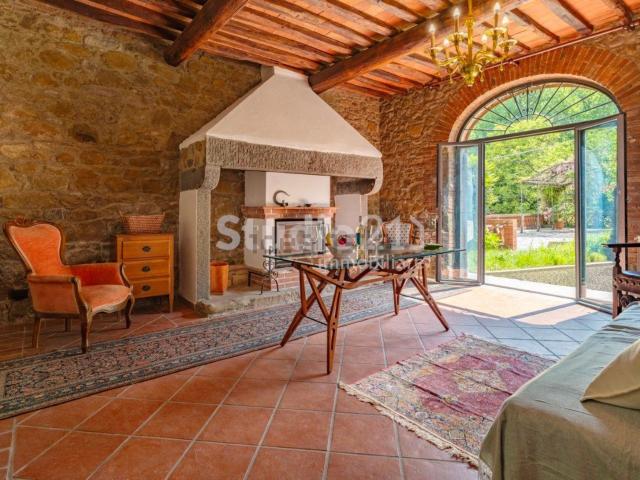 Rustico in vendita a La Pieve, Figline e Incisa Valdarno