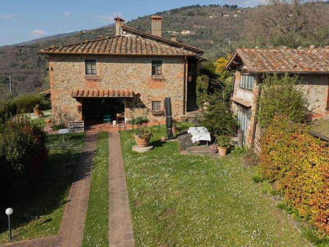 Rustico in vendita a Unione di Comuni Valdarno e Valdisieve, Reggello