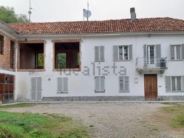 Rustico in vendita a Neviglie, Cuneo