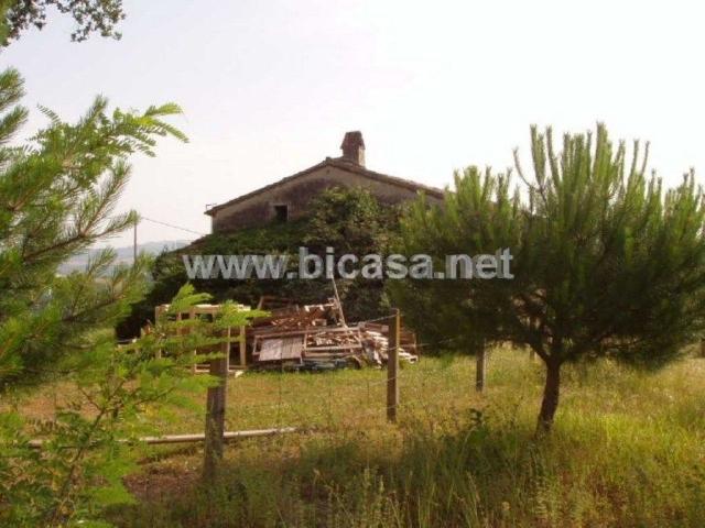 Rustico in vendita a Cerreto, Marche