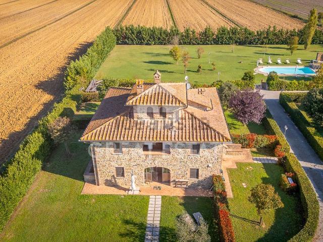 Rustico in vendita a Cortona