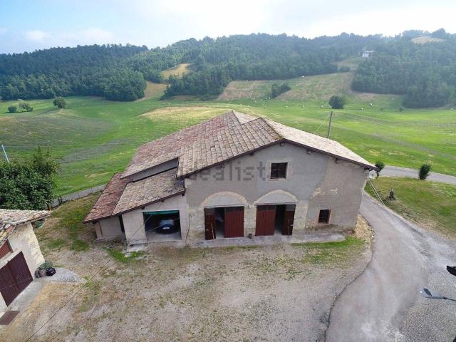 Rustico in vendita a Appennino Reggiano, Re