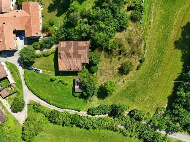 Rustico in vendita a Gorlago, Lombardia