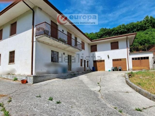 Rustico in vendita a Villaga, Veneto