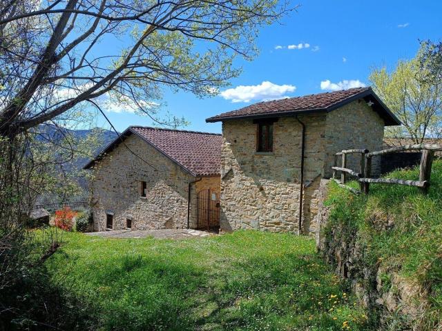 Rustico in vendita a Gragnola, Fivizzano