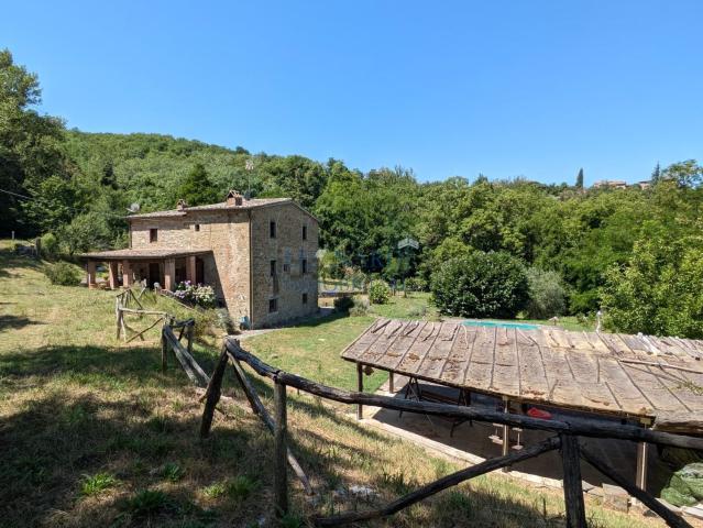 Rustico in vendita a Monte Santa Maria Tiberina, Umbria