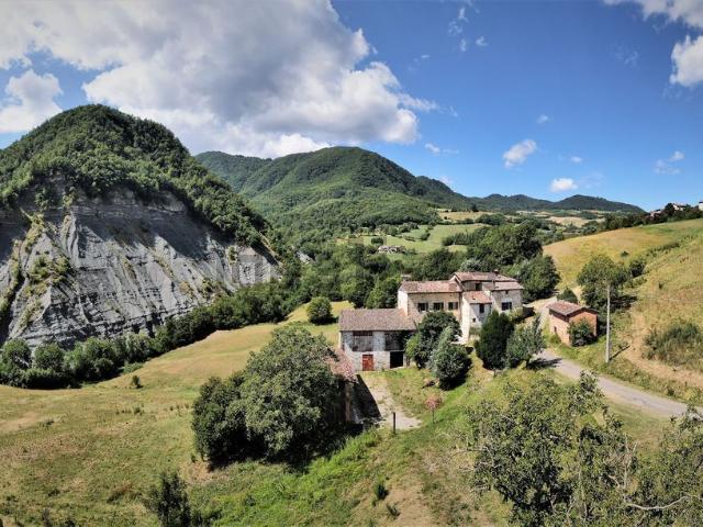 Rustico in vendita a Unione dell'Appennino Bolognese, Castel D'aiano