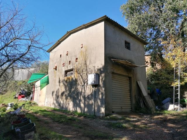 Rustico in vendita a Case Sabina, Montevarchi