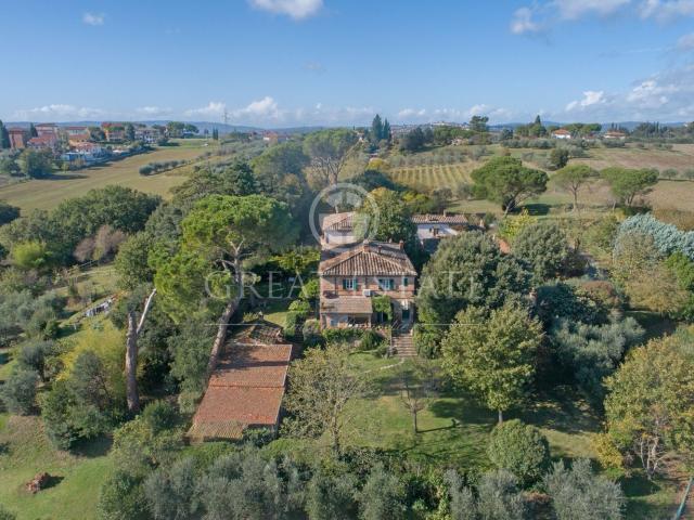 Rustico in vendita a Foiano della Chiana, Arezzo