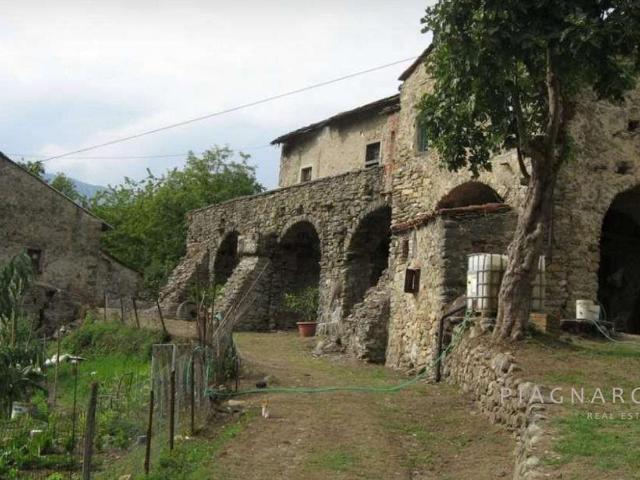 Rustico in vendita a Pontremoli, Toscana