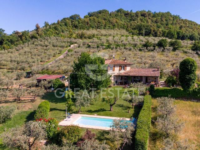 Rustico in vendita a Collazzone, Umbria