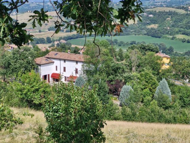 Rustico in vendita a Unione dei comuni del Distretto Ceramico, Maranello