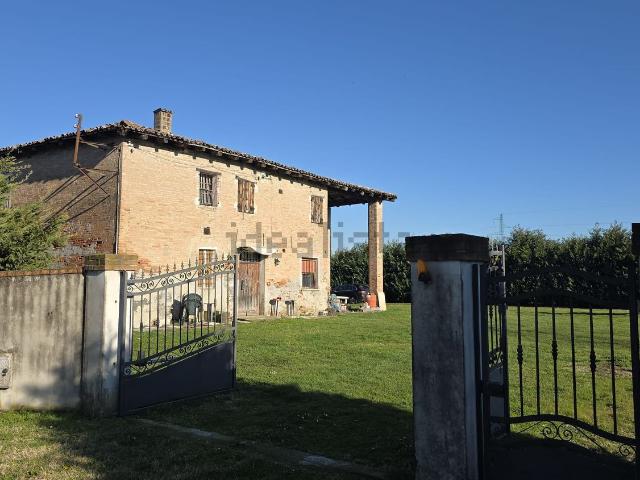 Rustico in vendita a Unione Alto Ferrarese, Reggio Emilia