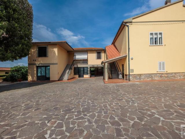 Rustico in vendita a Venturina Terme, Campiglia Marittima
