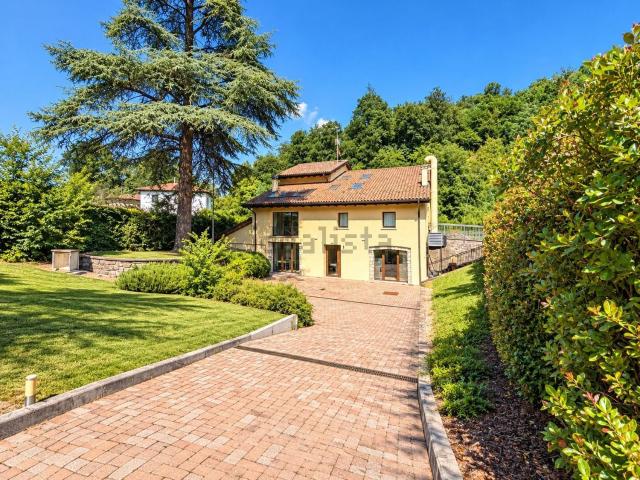 Rustico in vendita a Castel dei Britti, San Lazzaro di Savena