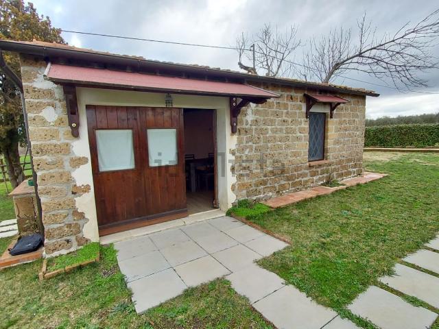 Rustico in vendita a Unione di Comuni Montani Colline del Fiora, Pitigliano
